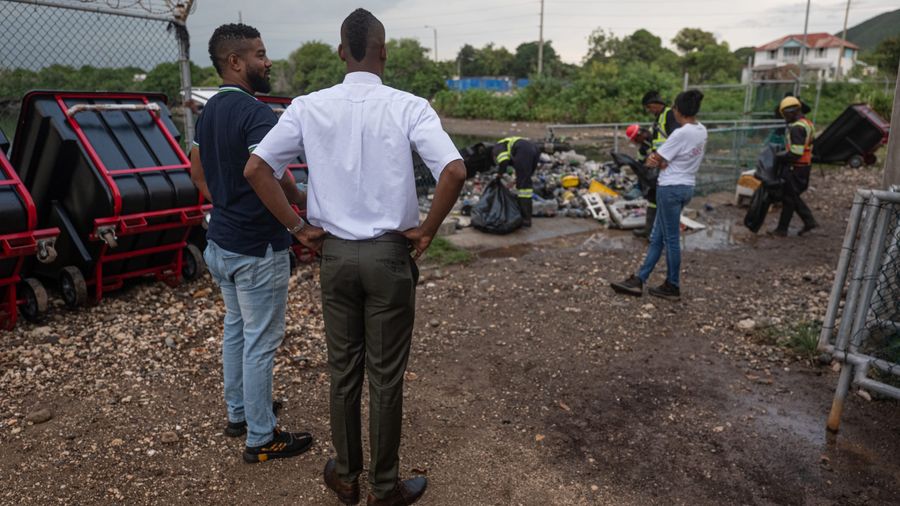 waste management, ocean waste management, ocean plastic, ocean plastic pollution, gpgp, the ocean cleanup, ocean cleanup, clean oceans, river pollution, river waste management, river waste, river plastic pollution