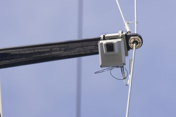 ocean plastic pollution solutions, cleaning ocean, The Ocean Cleanup ADIS, Ocean plastic pollution, help clean ocean, donate a boat