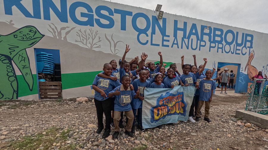 Kingston Harbour community