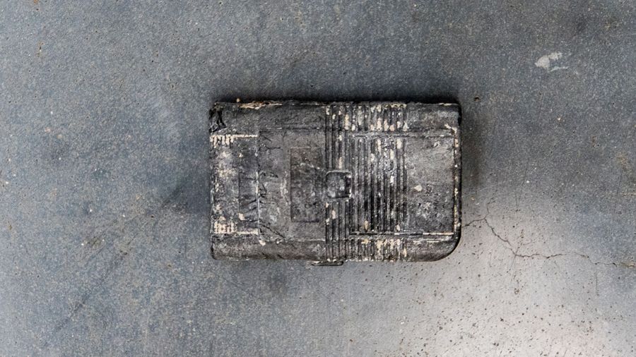 #03 - This cover of a Nintendo Gameboy was produced in 1995, Great Pacific Garbage Patch, ocean plastic pollution, save oceans, help clean oceans,